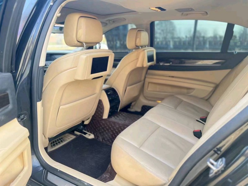 淮南10年宝马7系5