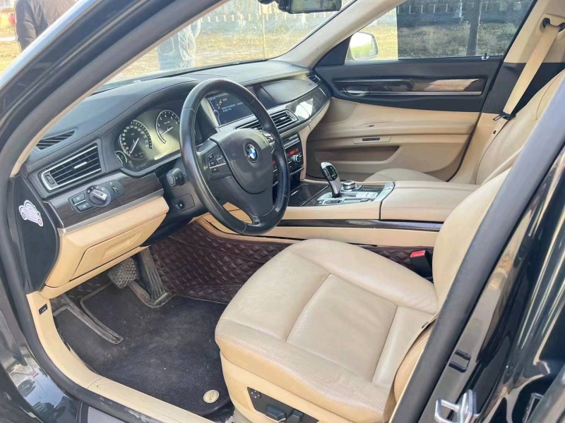 淮南10年宝马7系8