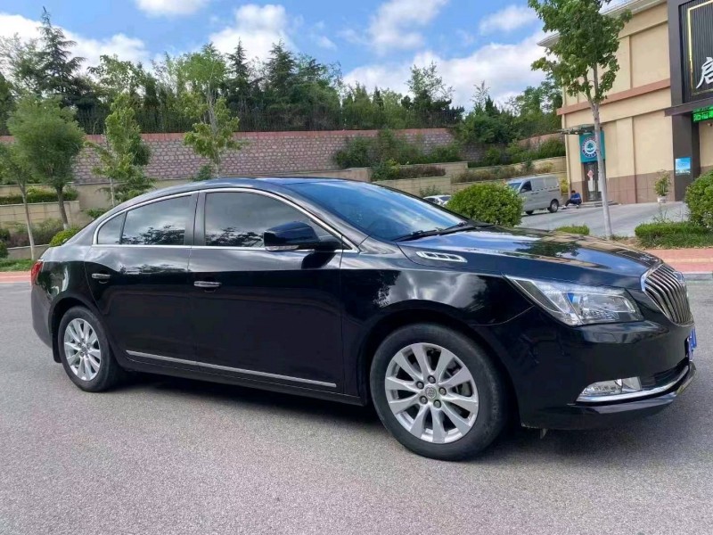 烟台15年别克君越2