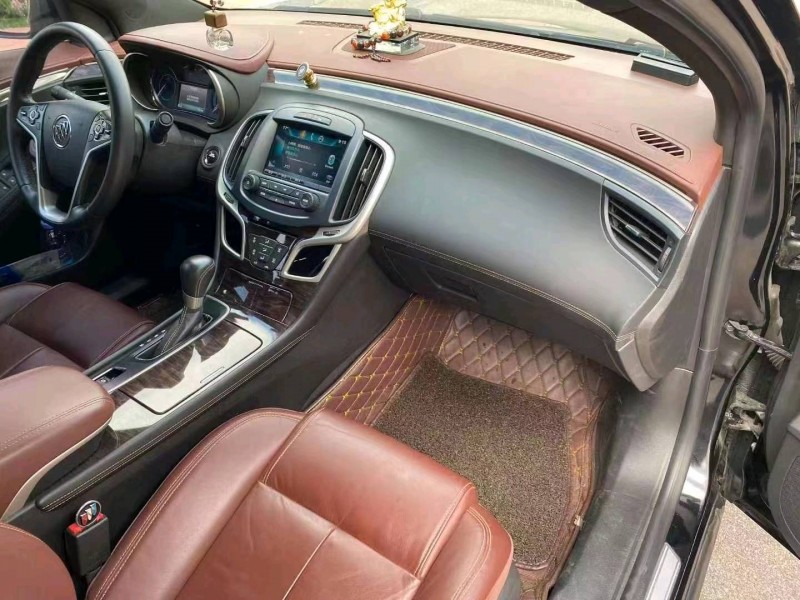 烟台15年别克君越5