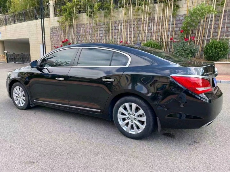 烟台15年别克君越7