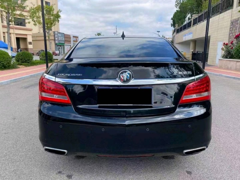 烟台15年别克君越9