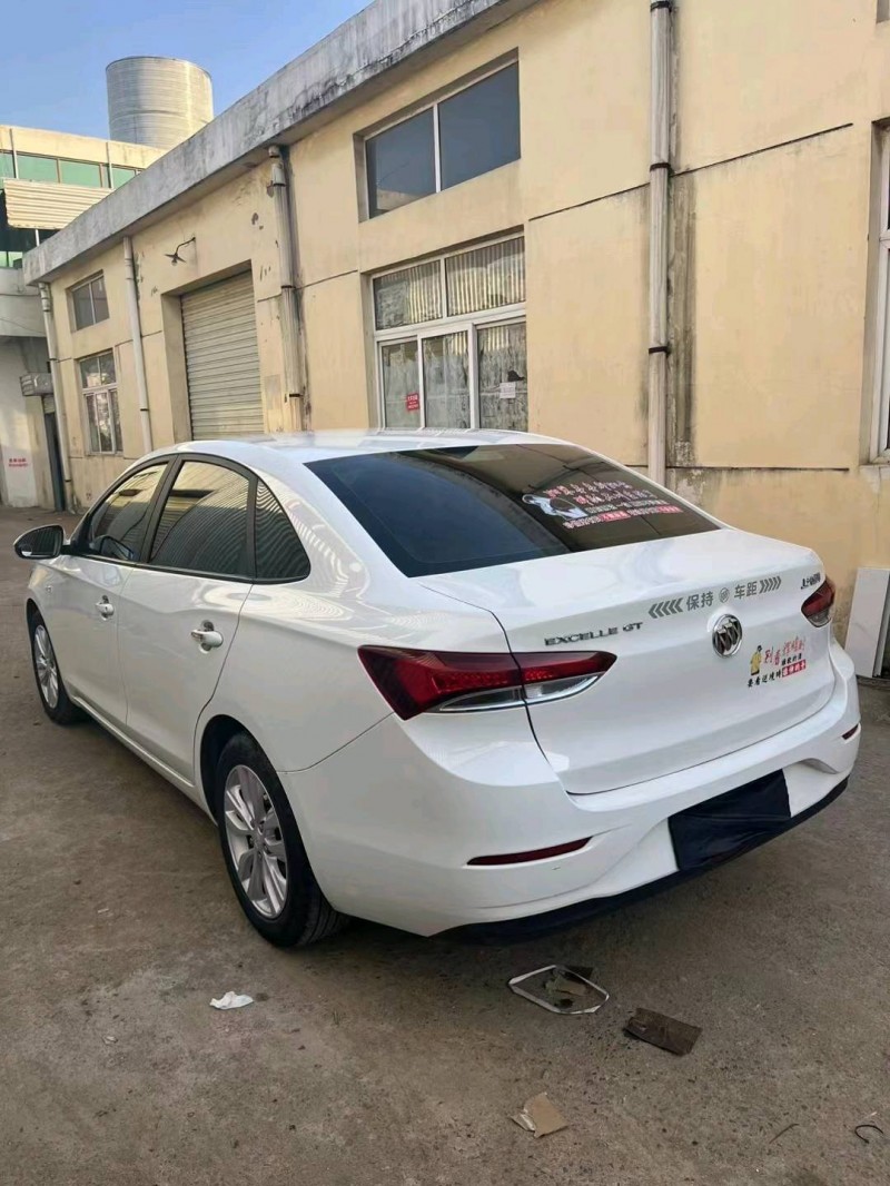 常州20年别克英朗8