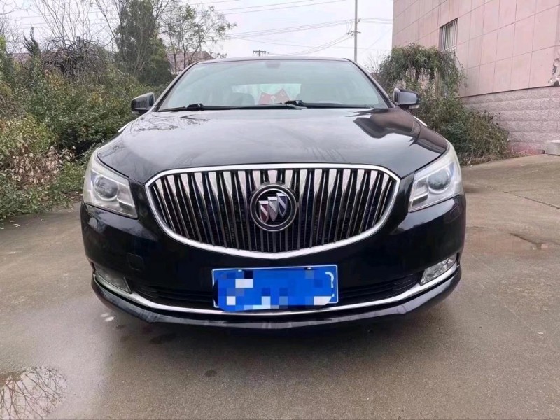 济宁15年别克君越1