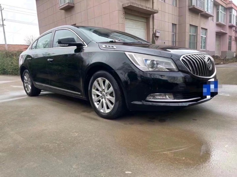 济宁15年别克君越2