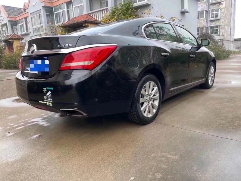 济宁15年别克君越7