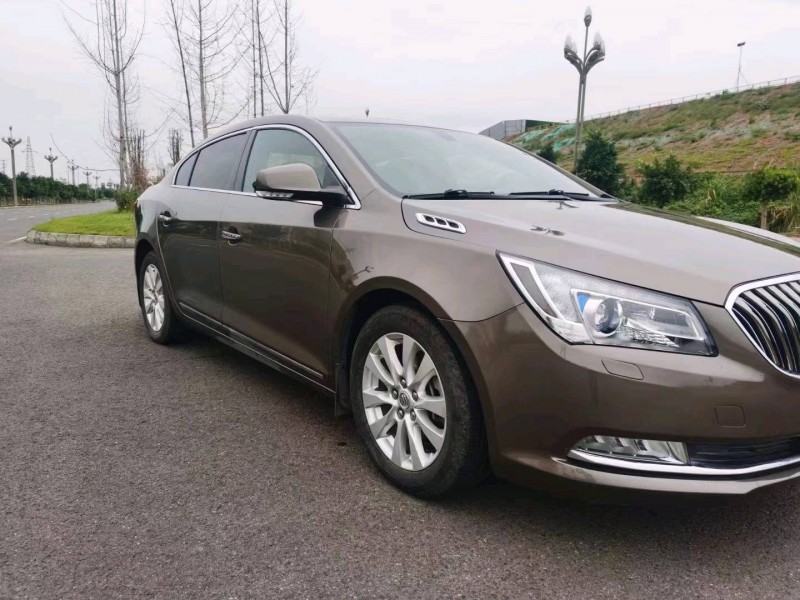 成都14年别克君越7