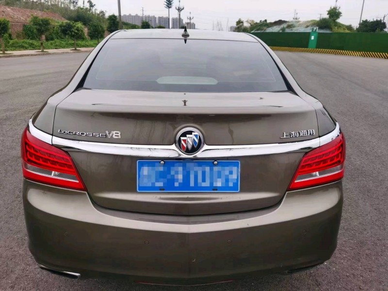 成都14年别克君越1