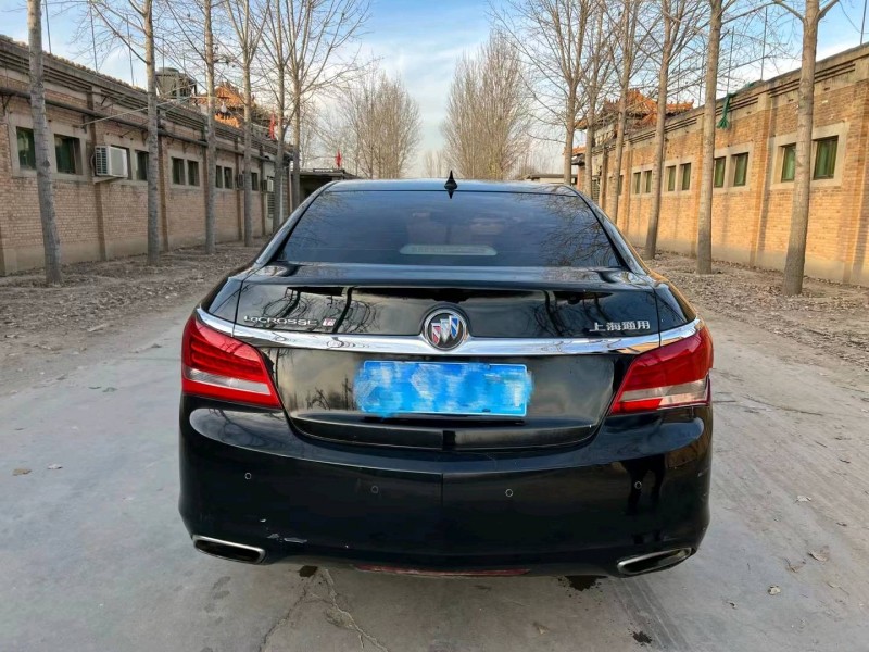 保定13年别克君越1