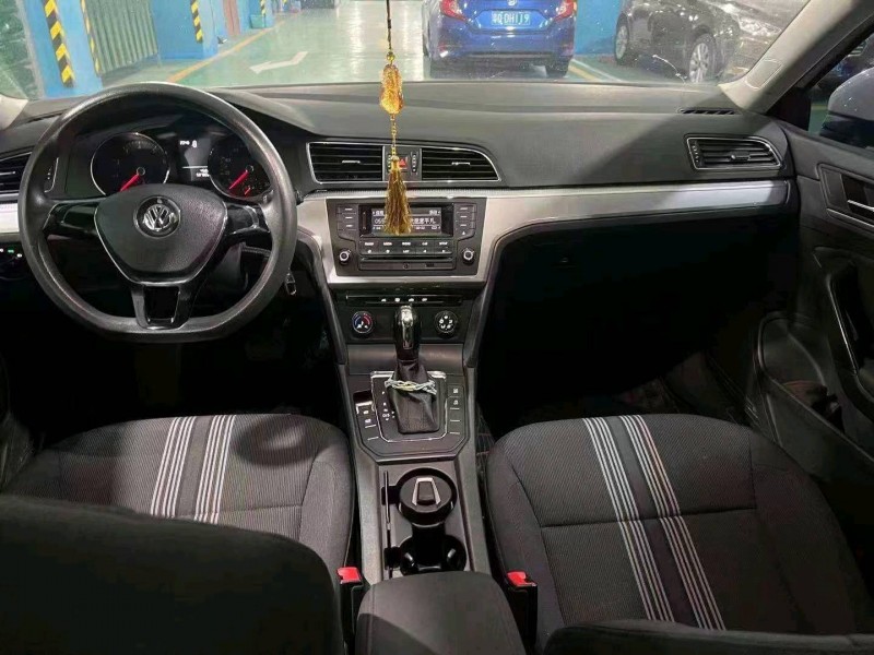 邯郸18年大众凌渡6