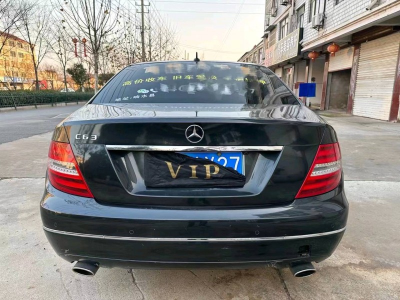苏州13年奔驰C9