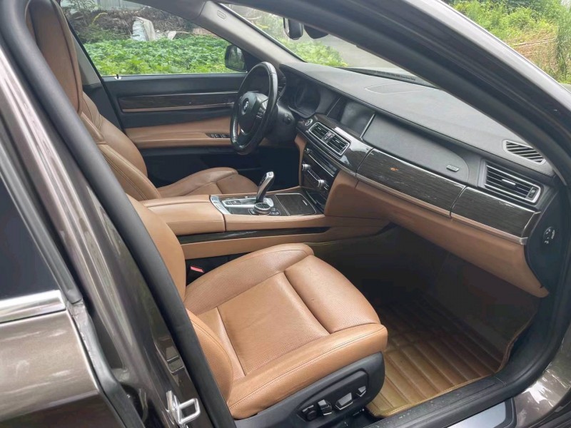 邯郸13年宝马7系4