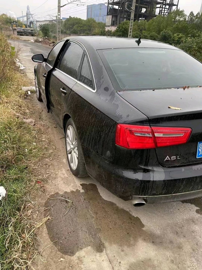 宜昌15年奥迪A68