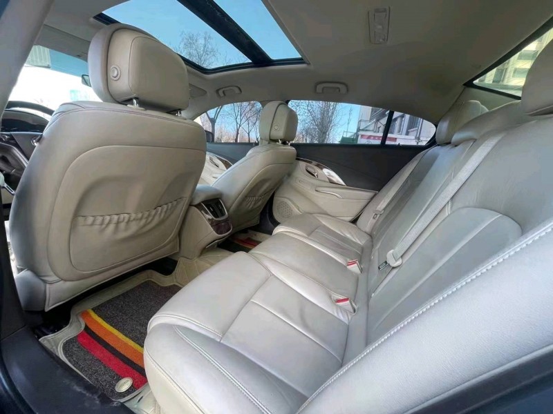 邯郸15年别克君越2