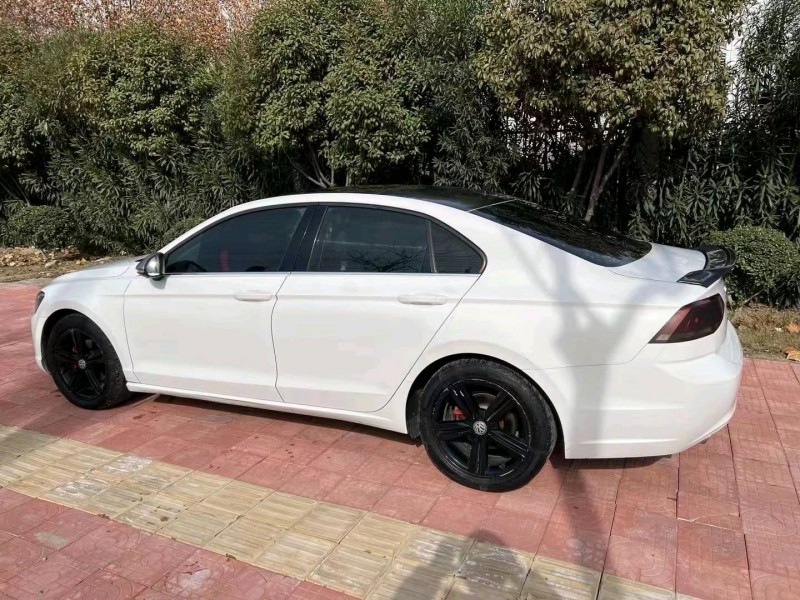 淮南16年大众凌渡5