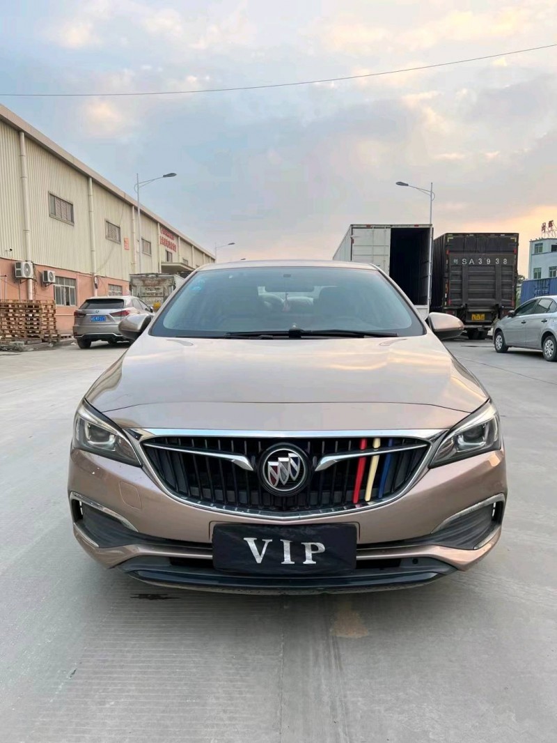 东莞18年别克威朗1