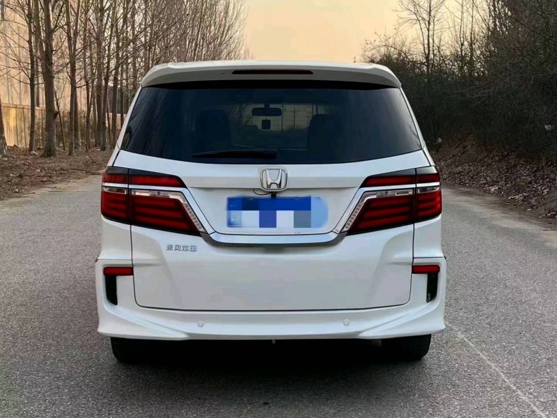 青岛16年本田艾力绅6