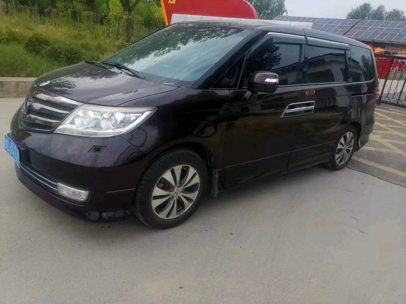 青岛15年本田艾力绅2