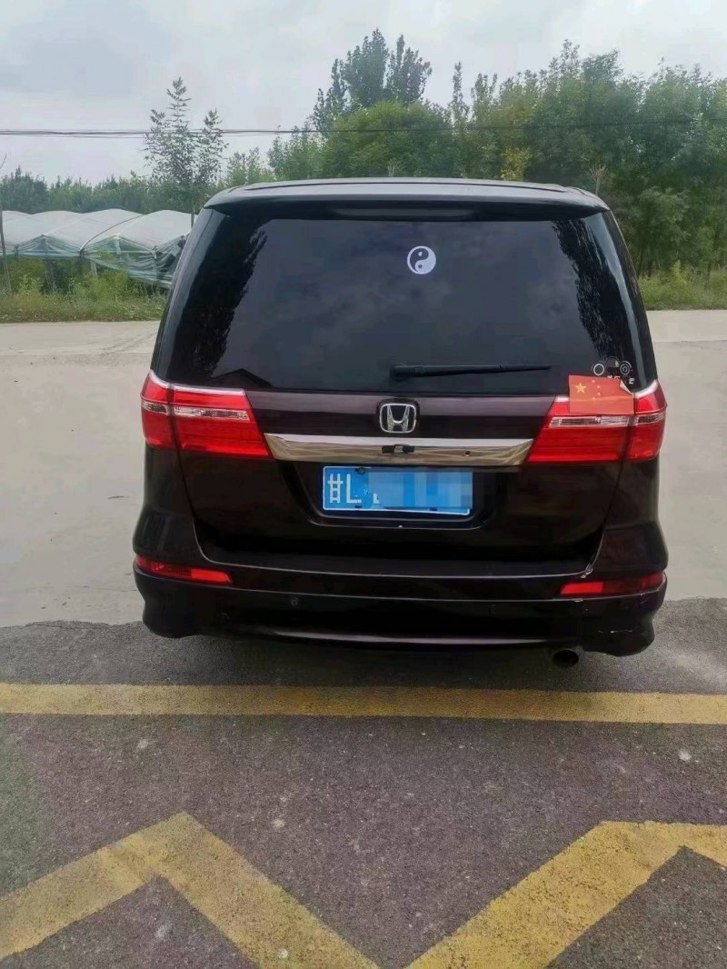 青岛15年本田艾力绅9