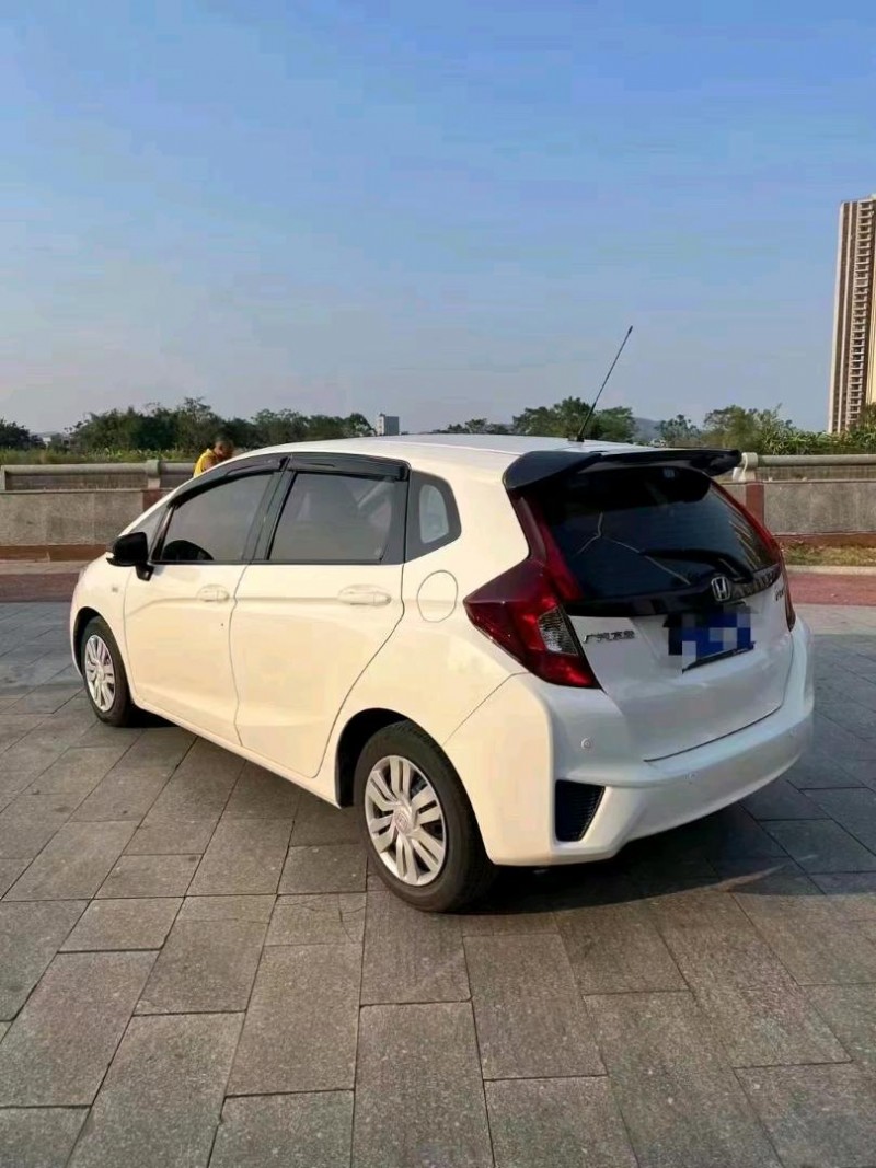 广州17年本田飞度2