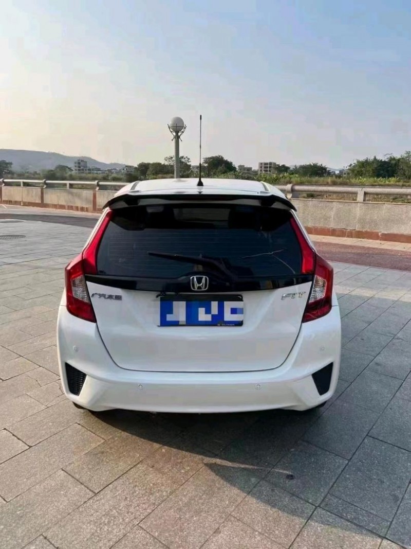 广州17年本田飞度3