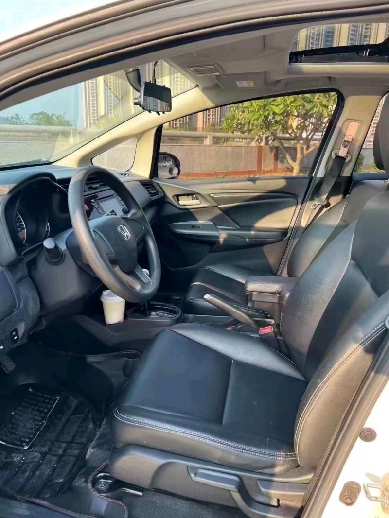 广州17年本田飞度7