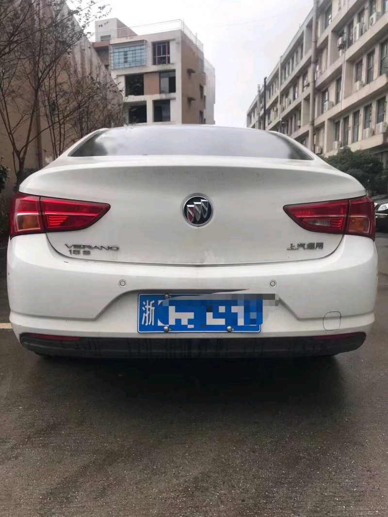 宜春16年别克威朗2