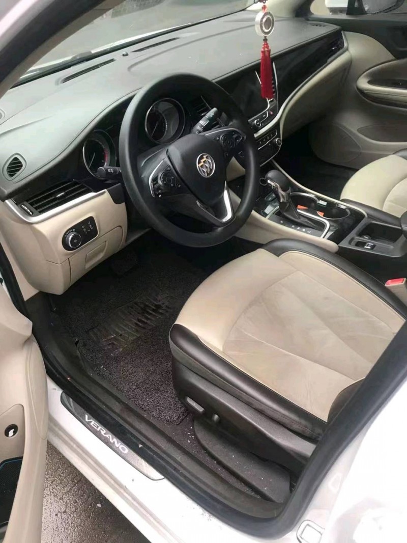 宜春16年别克威朗7