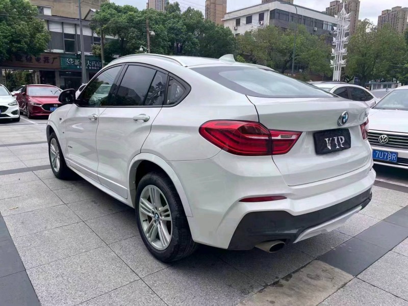 常州18年宝马X44