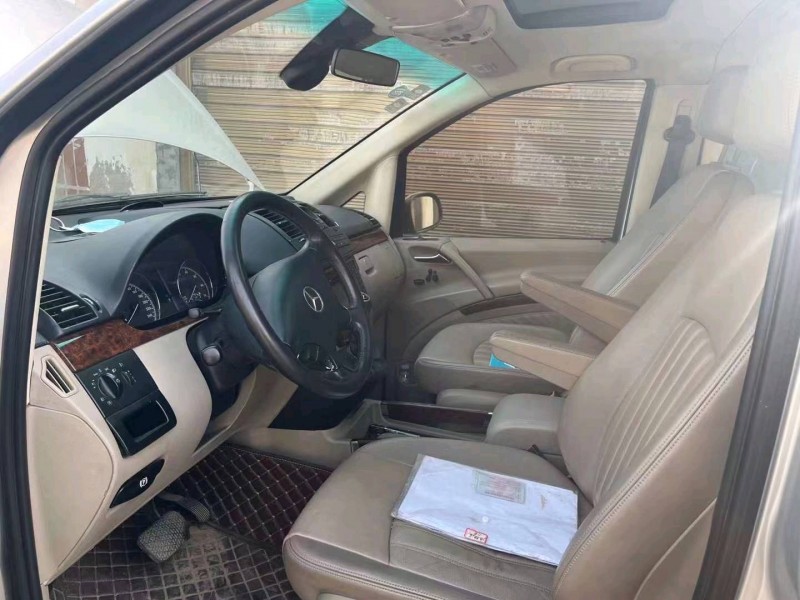 宜昌11年奔驰唯雅诺5