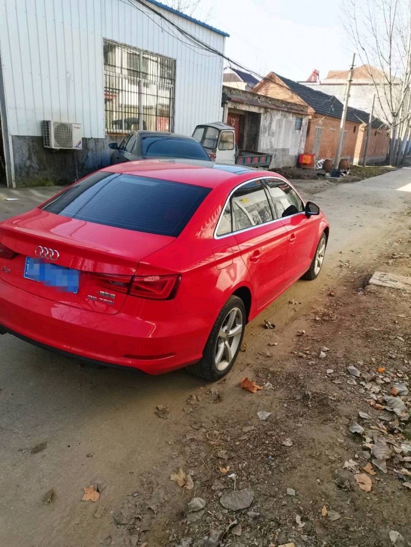 济宁15年奥迪A33