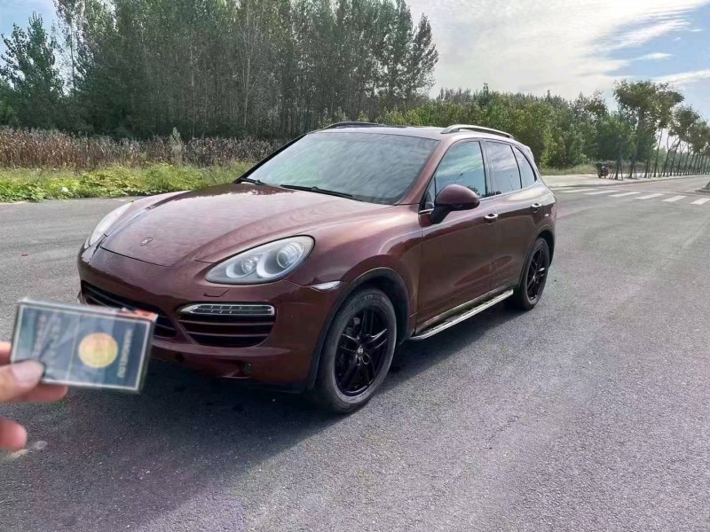 北京13年保时捷卡宴3