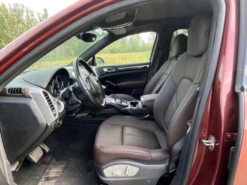 北京13年保时捷卡宴5