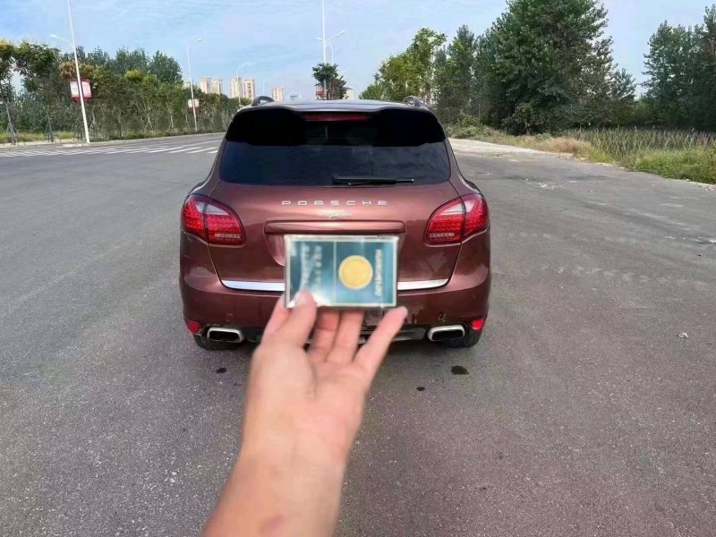 北京13年保时捷卡宴7