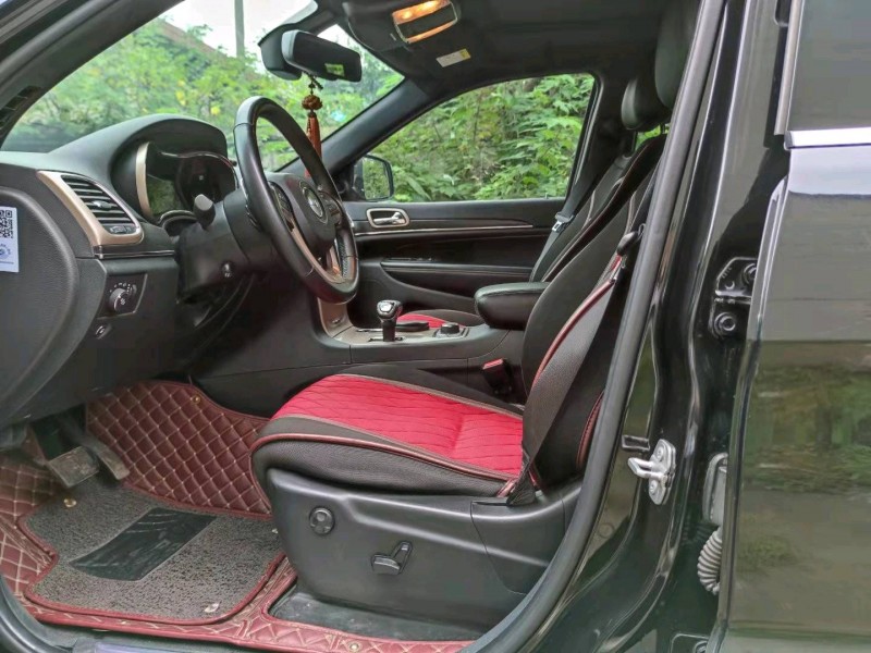 北京17年Jeep大切诺基5