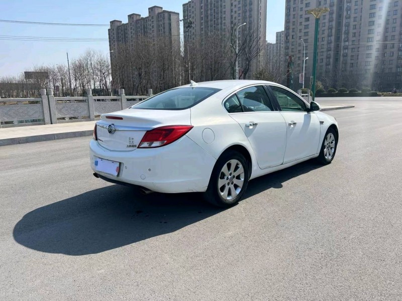 徐州12年别克君威4