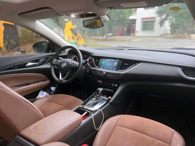 宜春20年别克君威5