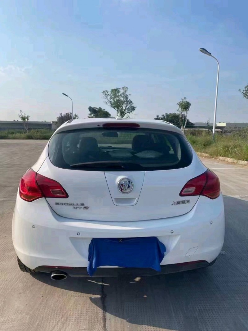 嘉兴14年别克英朗2