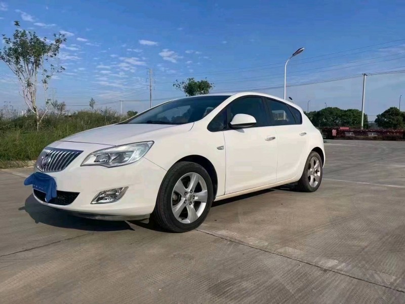 嘉兴14年别克英朗8