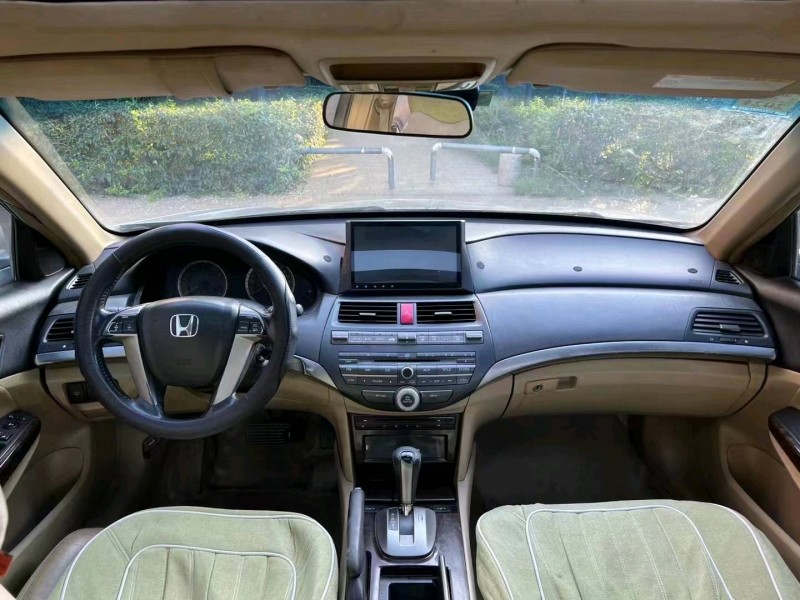 邯郸09年本田雅阁9