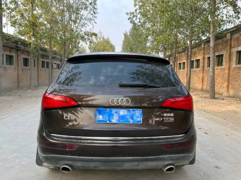 保定17年奥迪Q58
