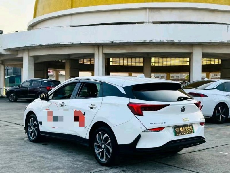 东莞21年别克微蓝8