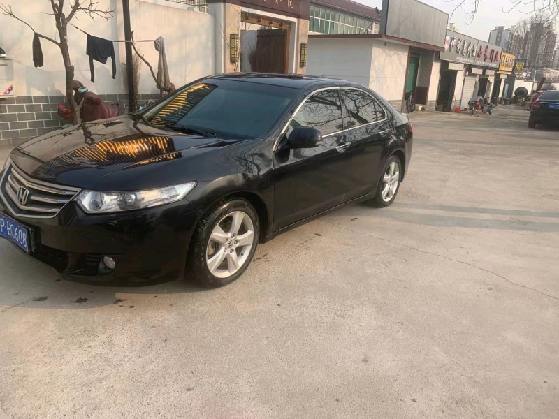 青岛13年本田思铂睿7