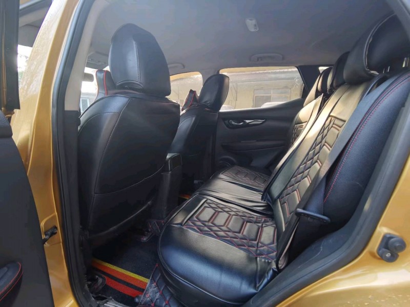 保定16年日产逍客7