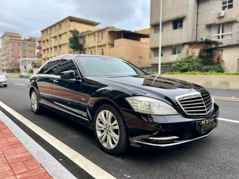 东莞13年奔驰S2