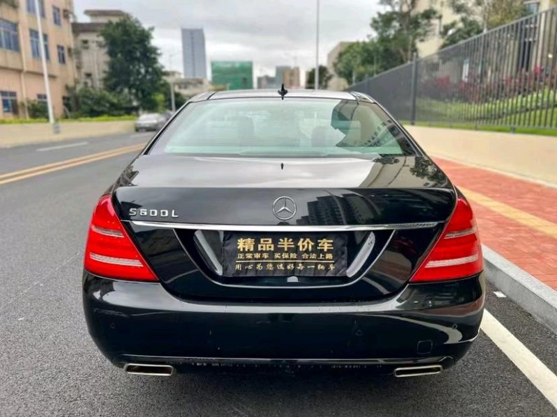 东莞13年奔驰S8