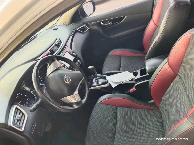 保定17年日产逍客6