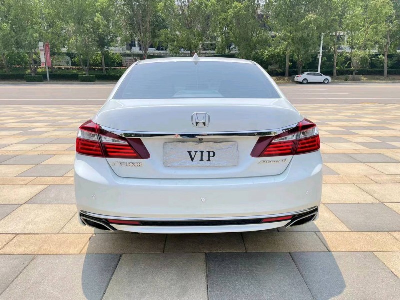 沈阳16年本田雅阁9