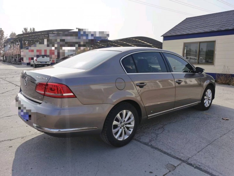 保定14年大众迈腾8