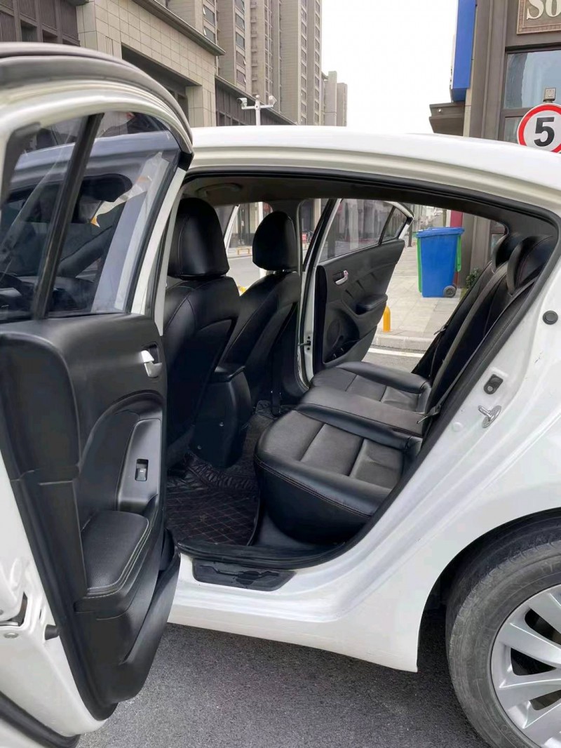 淮南15年起亚K35